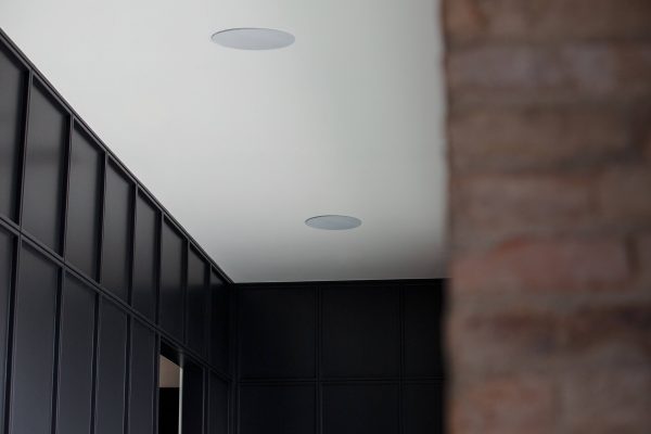 Definitive Technology Dymension CI Bracket Plastic-7